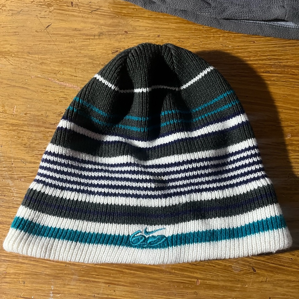 NWOT Nike 6.O beanie
